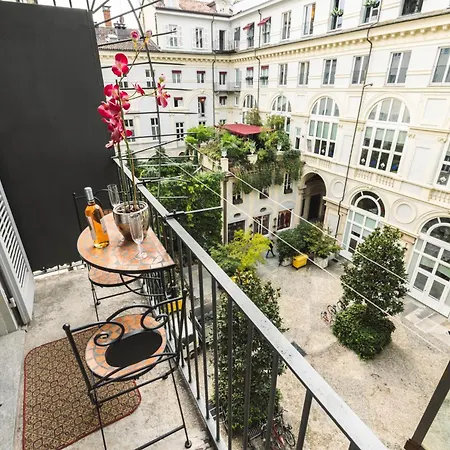 Ynh Bilo Sancarlo Museo Egizio Piazza San Carlo Apartment Turin