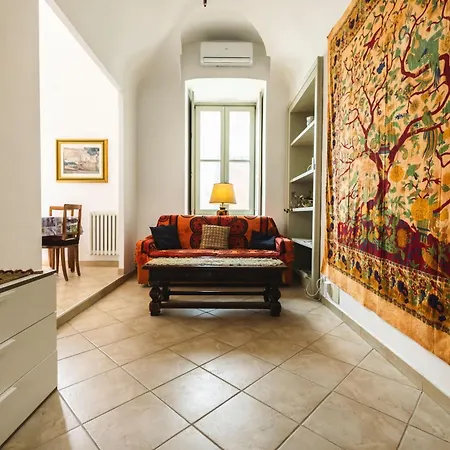 Ynh Bilo Sancarlo Museo Egizio Piazza San Carlo * Turin