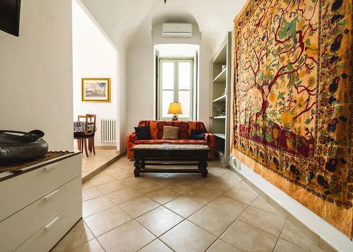 Ynh Bilo Sancarlo Museo Egizio Piazza San Carlo * טורינו