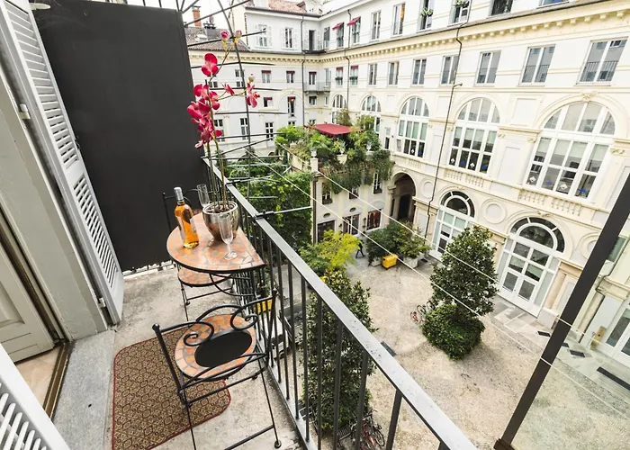 Ynh Bilo Sancarlo Museo Egizio Piazza San Carlo Appartement Turijn